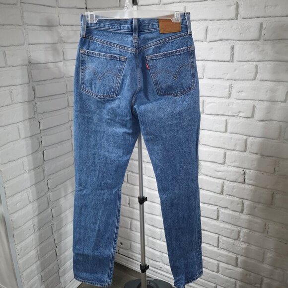 Levi's 501 Ladies Size 25/32 Button Front Distressed Light Wash Blue Jeans - Picture 2 of 16